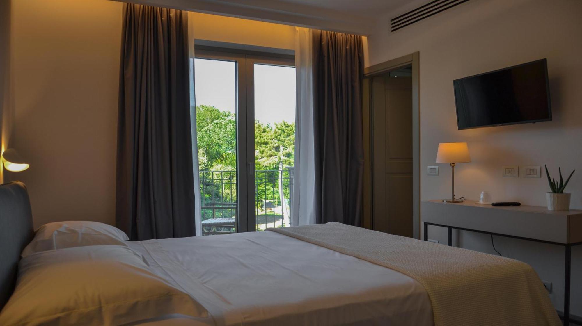 Hotel Villa Elsa Marina di Massa Δωμάτιο φωτογραφία