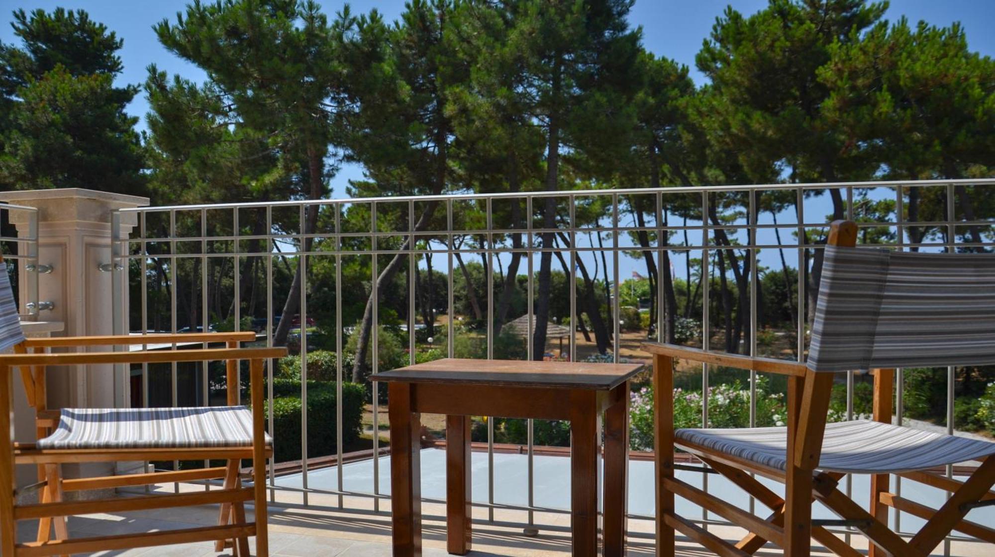 Hotel Villa Elsa Marina di Massa Εξωτερικό φωτογραφία