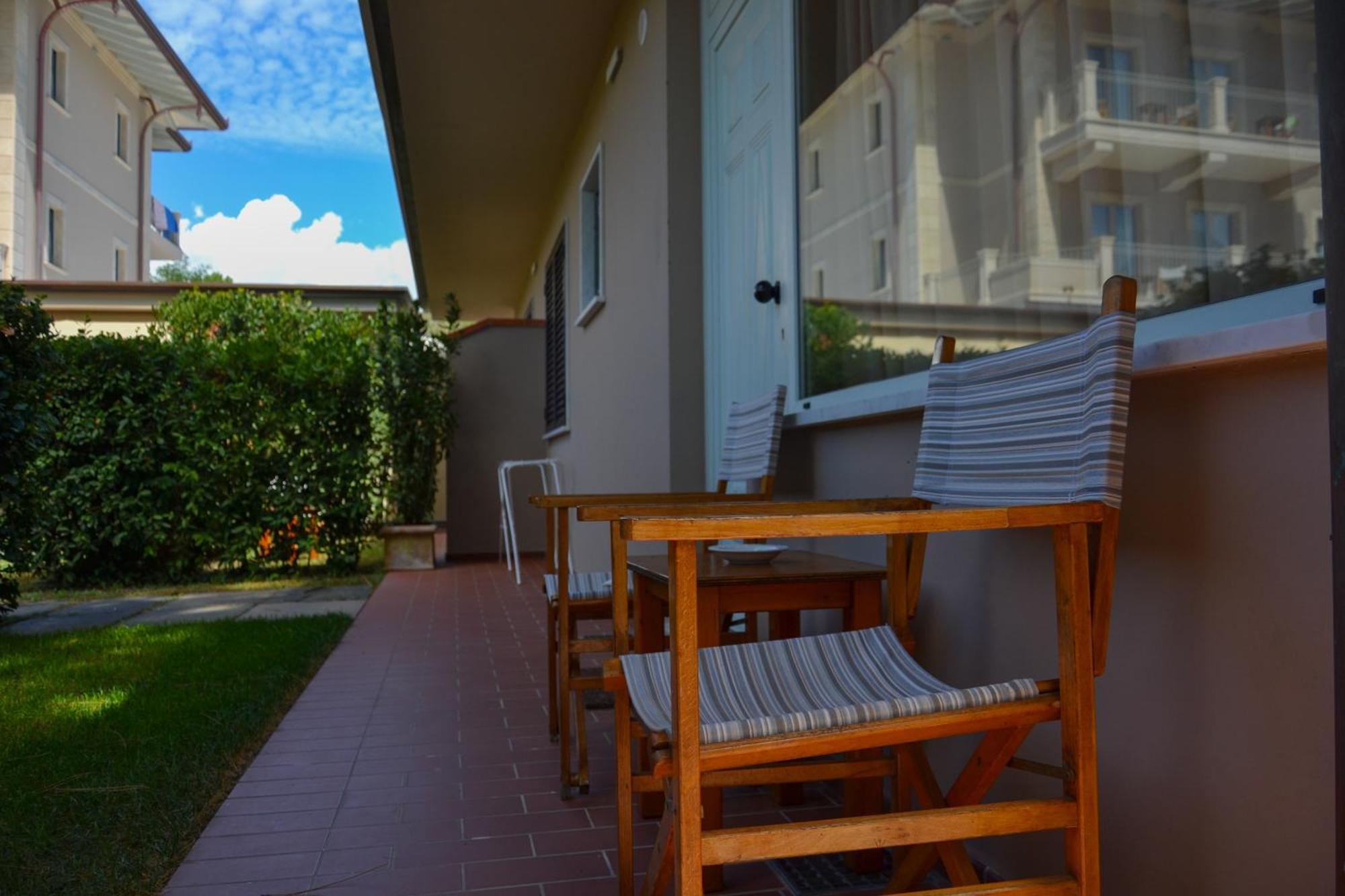 Hotel Villa Elsa Marina di Massa Δωμάτιο φωτογραφία