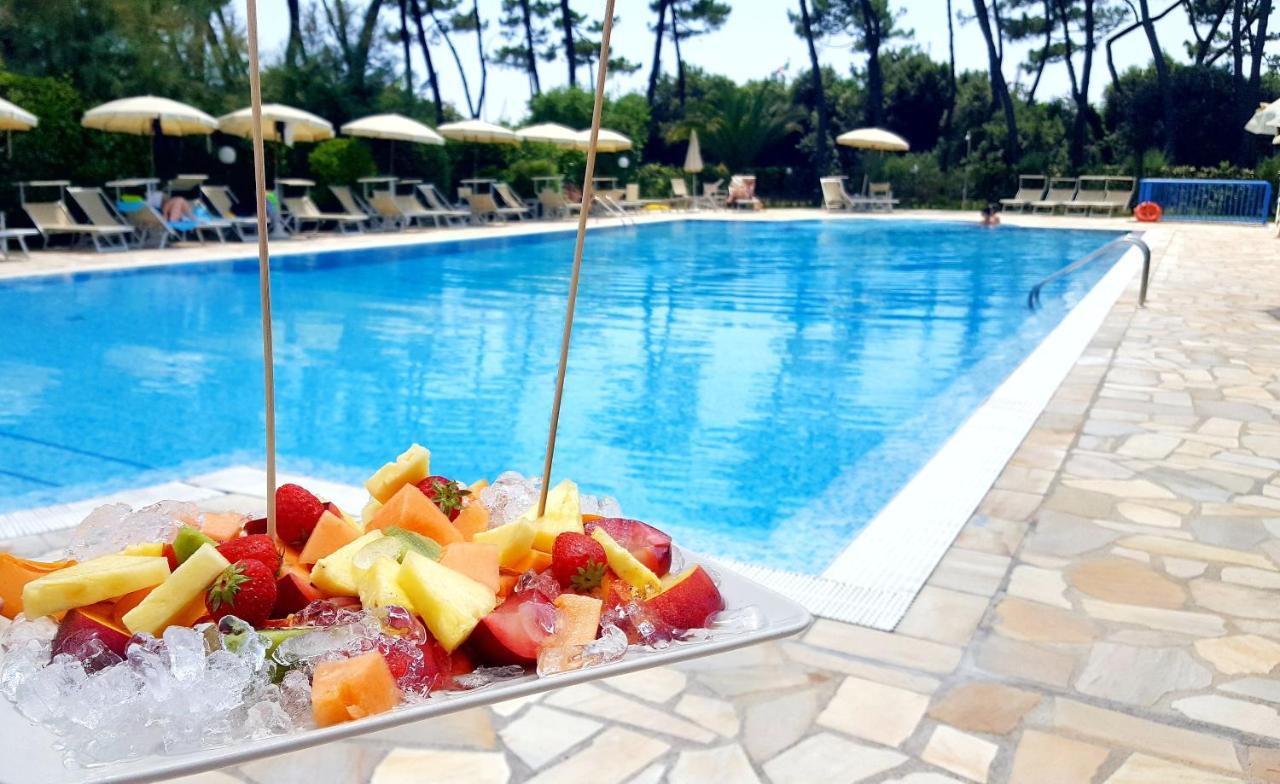 Hotel Villa Elsa Marina di Massa Εξωτερικό φωτογραφία