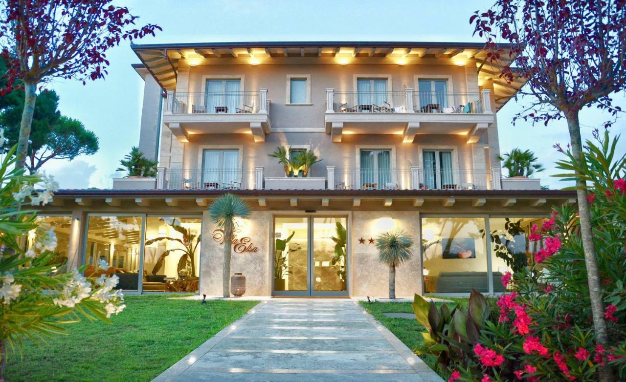 Hotel Villa Elsa Marina di Massa Εξωτερικό φωτογραφία